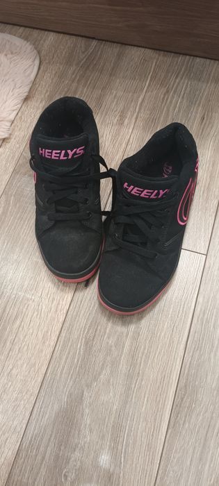 Обувки с колелца Heelys