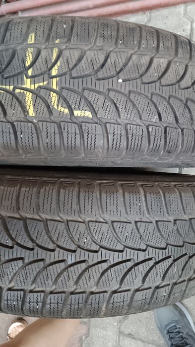 Vand roti iarna vw tiguan 215 65 R16 tabla