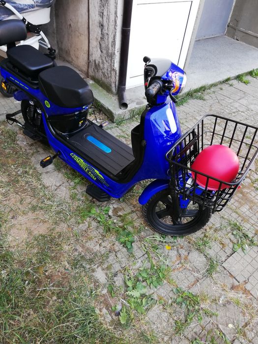 Продава се електрически скутер