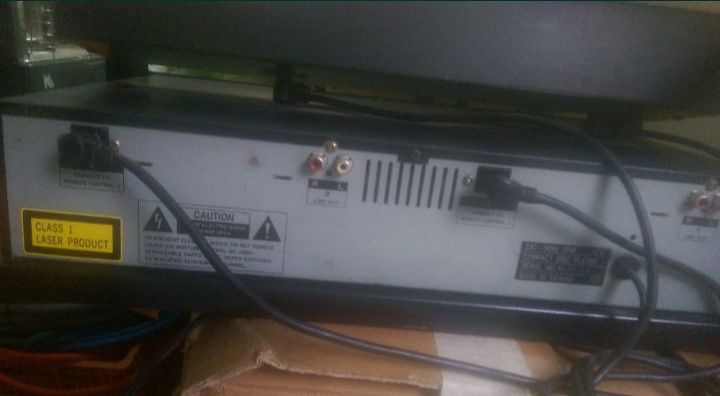 Acoustic Control Dual CD Player CDJ-26 cu Rack , are toate cablurile