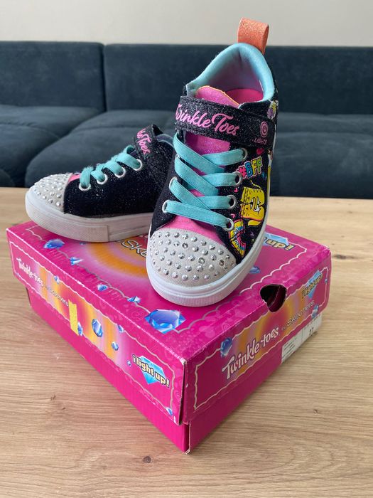 Детски спортни обувки за момиче Skechers