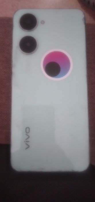 Продам телефон  срочно