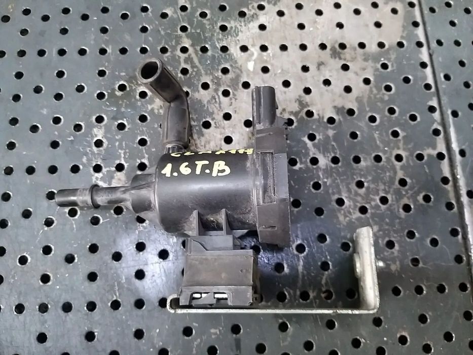 Valva supapa benzina 1.6 tb mercedes cla x117 a0014760532