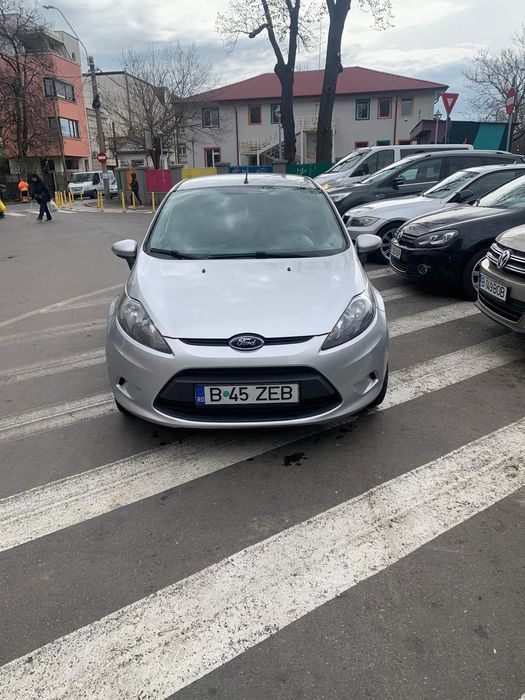 Vănd ford Fiesta 2012