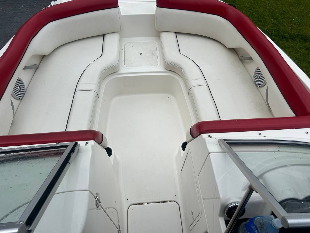 Катер Bayliner 210 Deck bots реальной покупка уступка есть