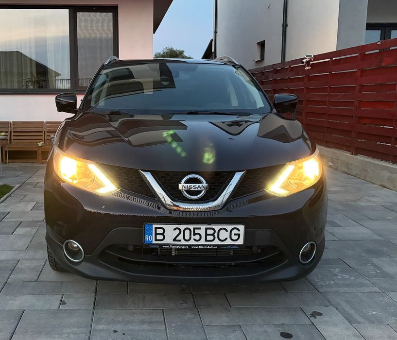 Nissan Qashqai Nissan Qashqai tip 1.6 dCi 2WD N-Connecta Xtronic
