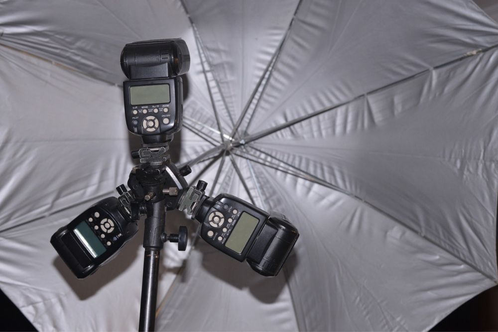 Продам вспышку Yongnuo Speedlite YN-560-IV