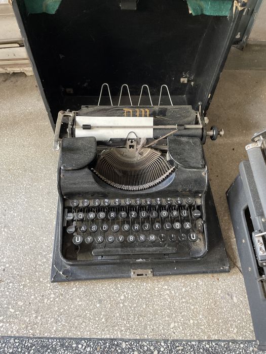 Mașina scris antichitate