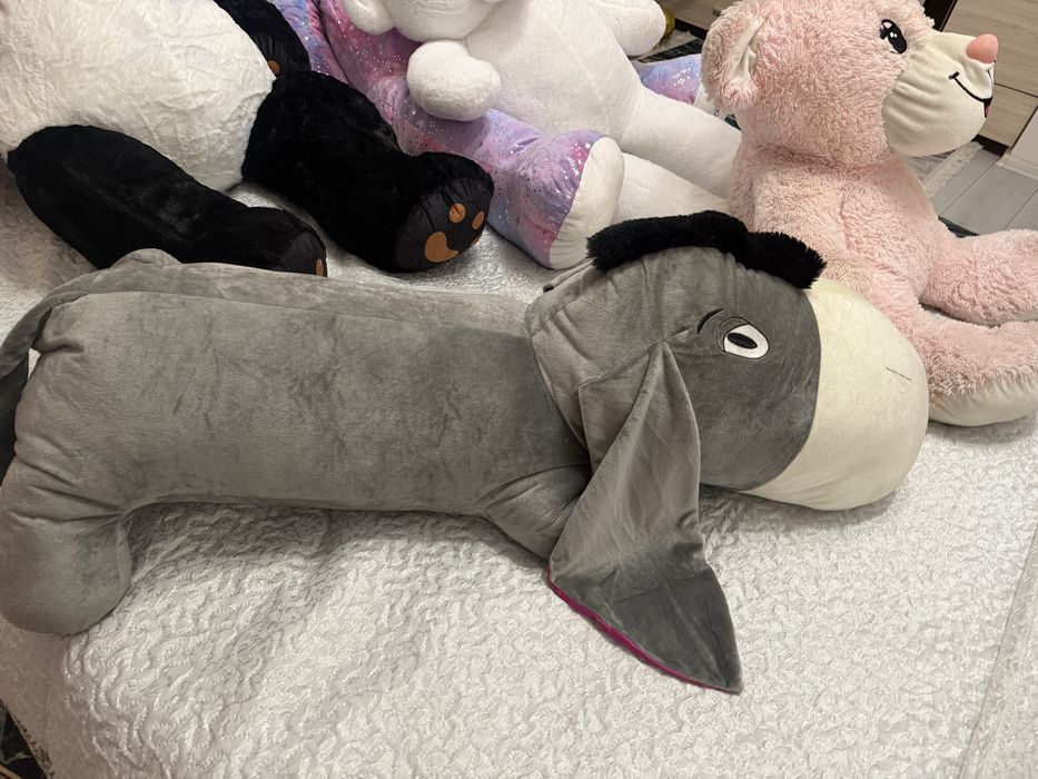 Плюшени играчки в различни размери