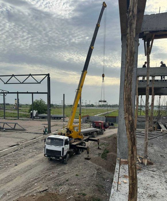 Авто кран СУПЕР МАЗ ЕВРО 2