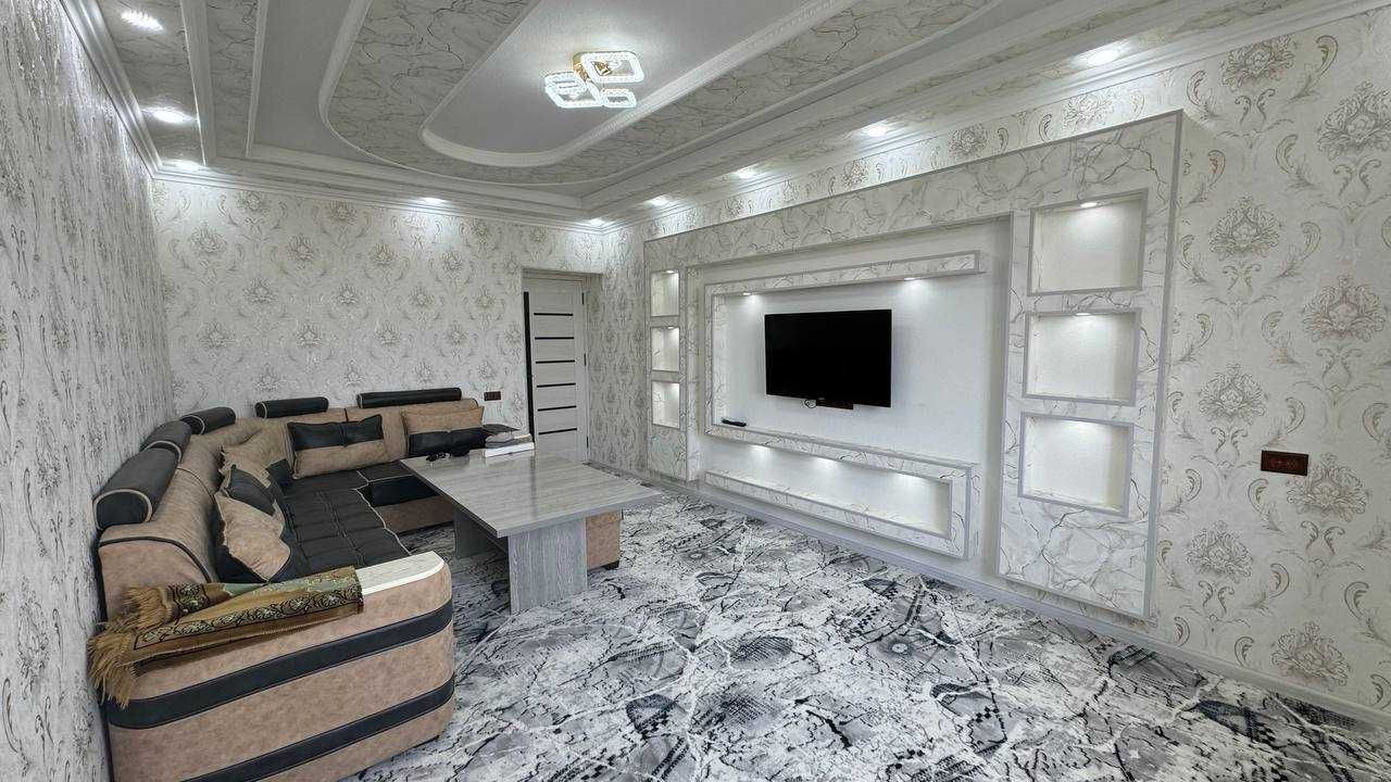 Фрунзиский KIUF 3 хонали янги қурилган квартира сотилади.ID: 286540