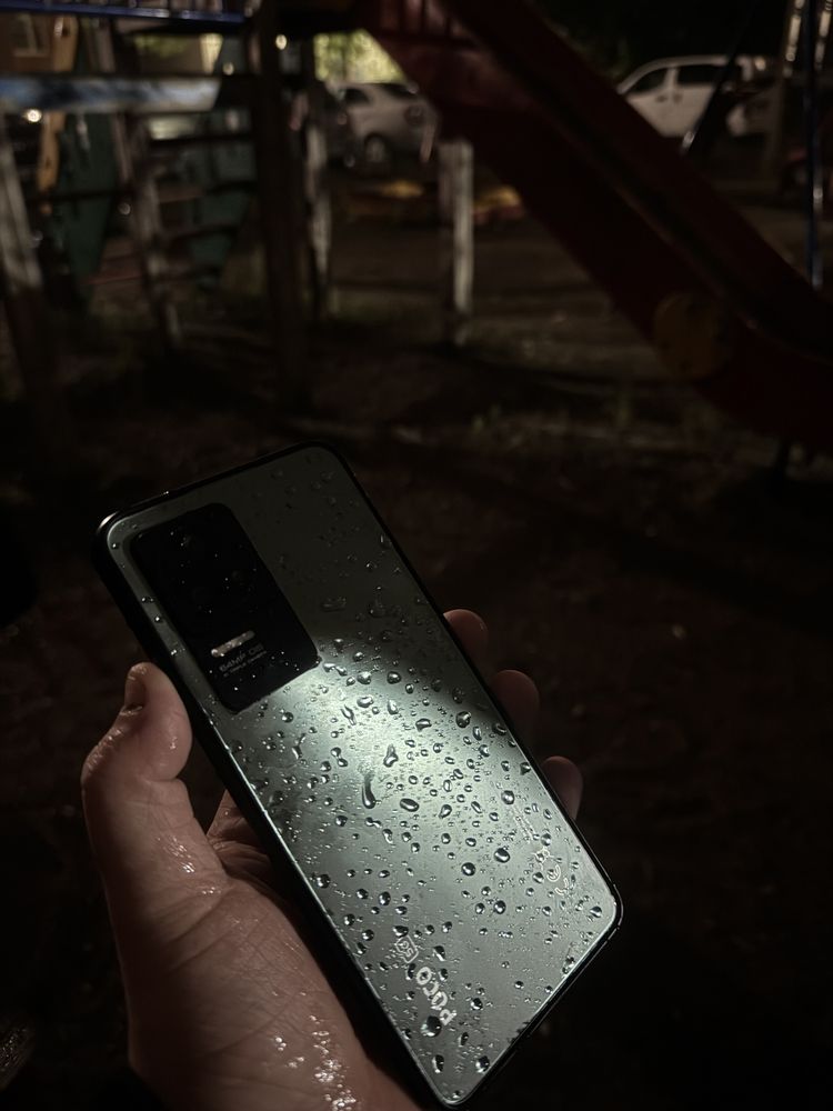 Обмен поко ф4 на pixel os  из минус тренснут экран