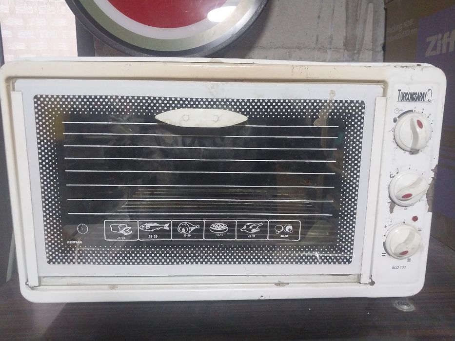 Микроволновка и печь рабочий