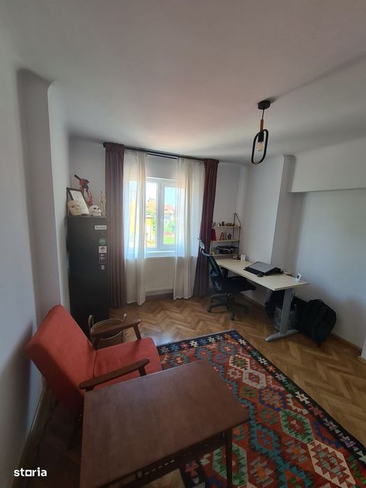 Proprietar vand apartament 2 camere in vila - investitie sau locuit