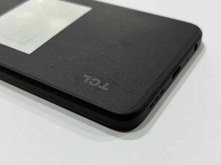 Смартфон TCL 40 256GB