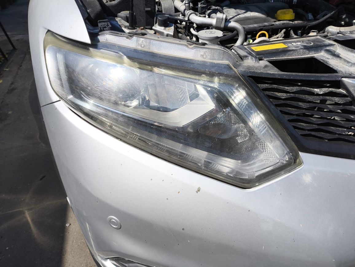 Фар/led фарове за Nissan Xtrail T32