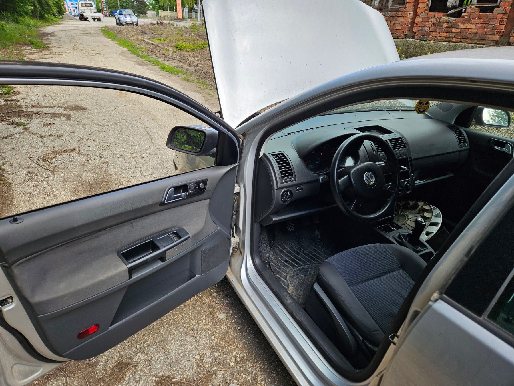 На части VW Polo Поло  IV 9N 1.2 2002 година Перфектно