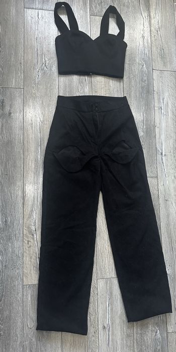 Set de dama din raiat, model deosebit