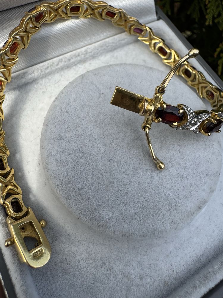 Bratara argint placat cu aur, granate si diamante