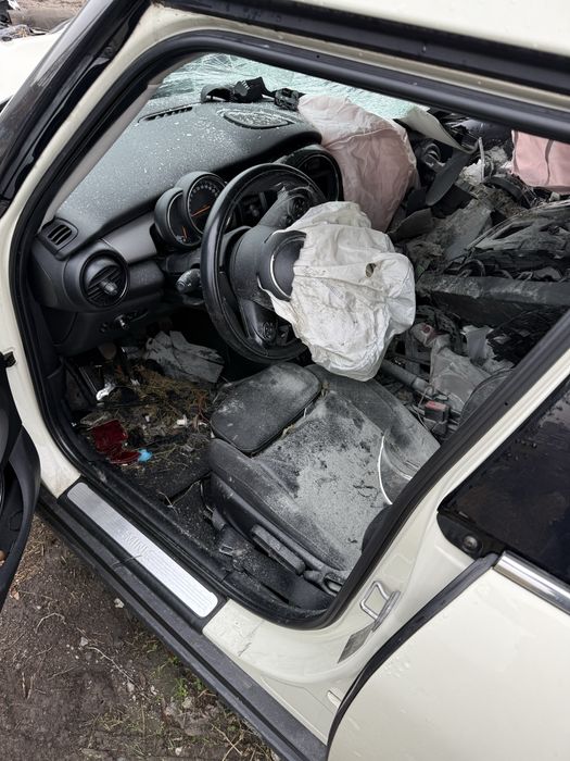 Мини Купър One Ф55 F55 на части(Mini F55 B38 na chasti)