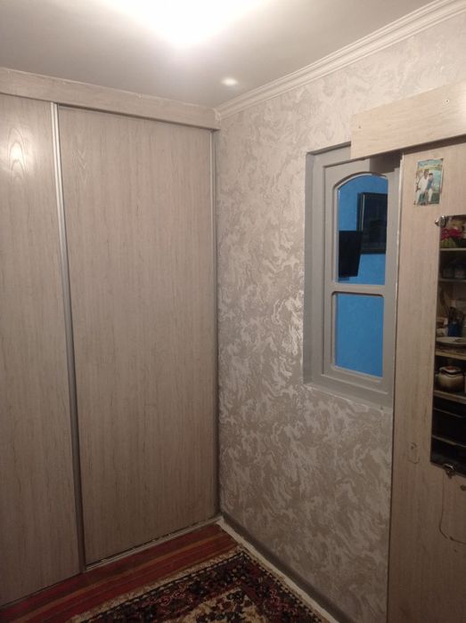 Sirochni sotiladi dom 1x2