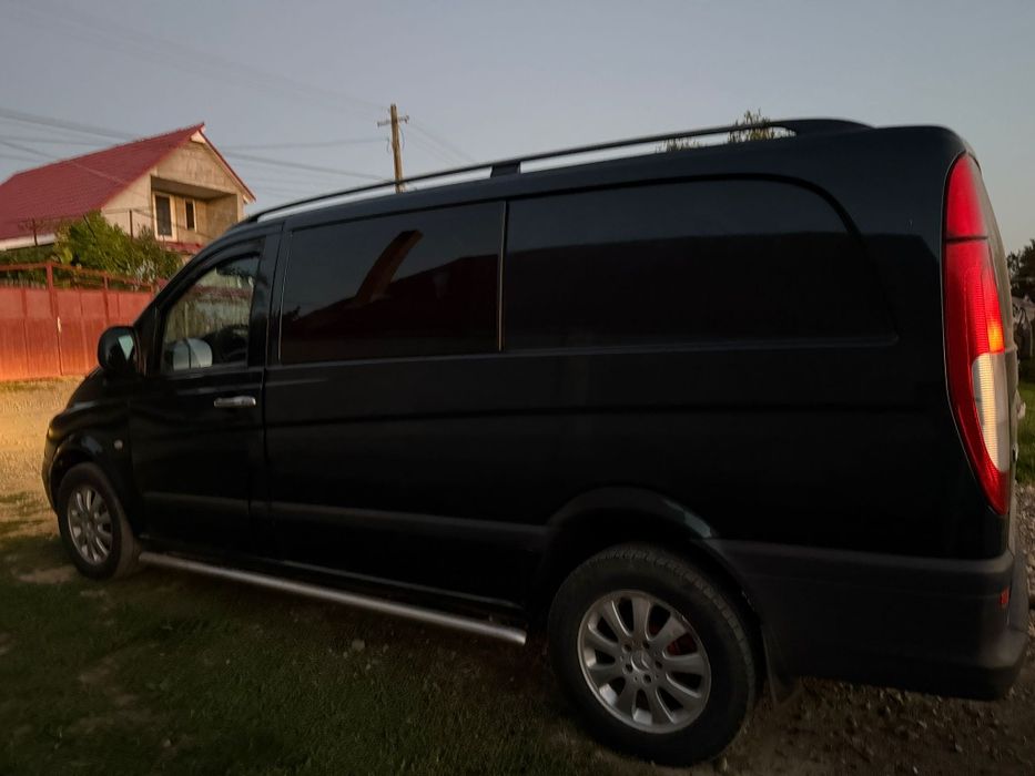 Vând mercedes vito