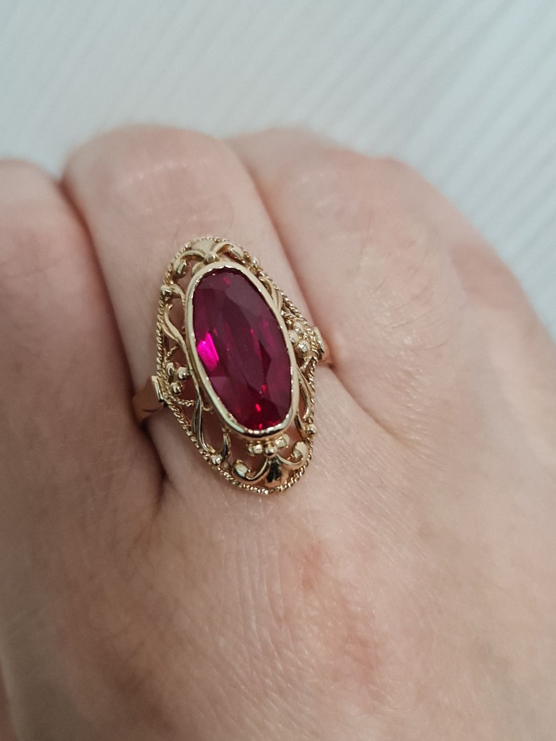 Золотое советское кольцо с рубином 583 пробы