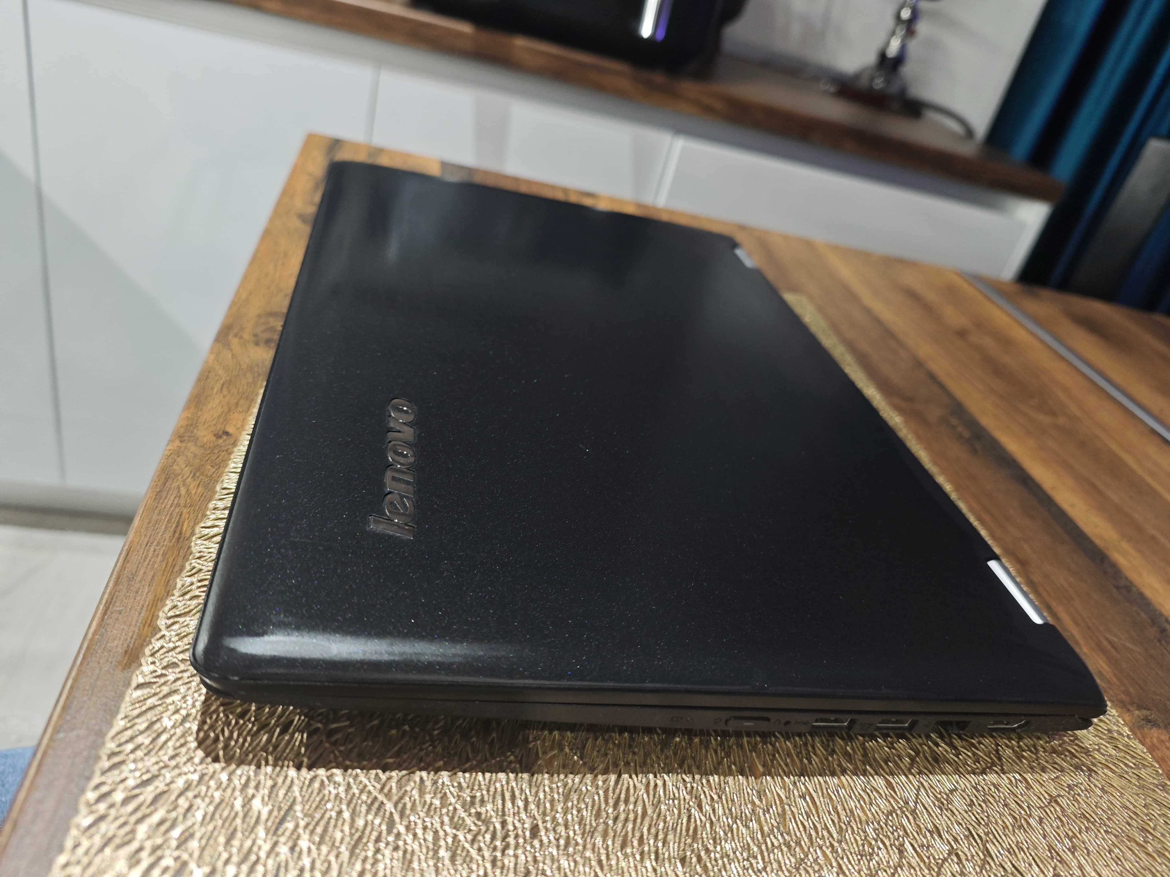 Lenovo Yoga i7 Touchscreen – convertibil, licență Windows + Office