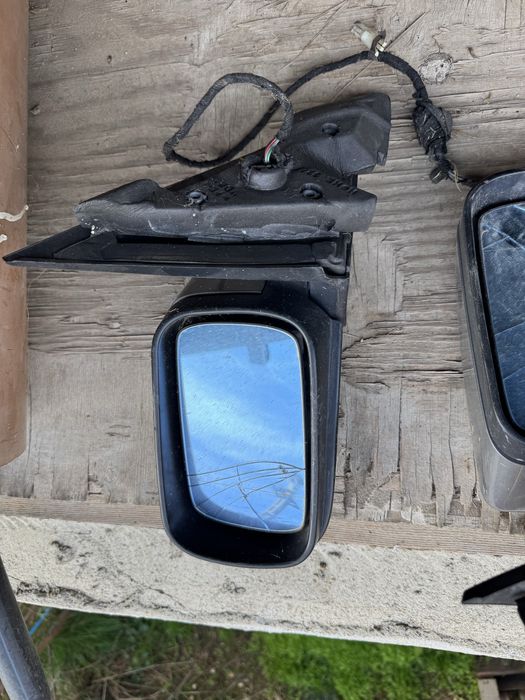 De vanzare diferite piese e46