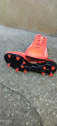 Детски футболни обувки ADIDAS F50. 36 2/3