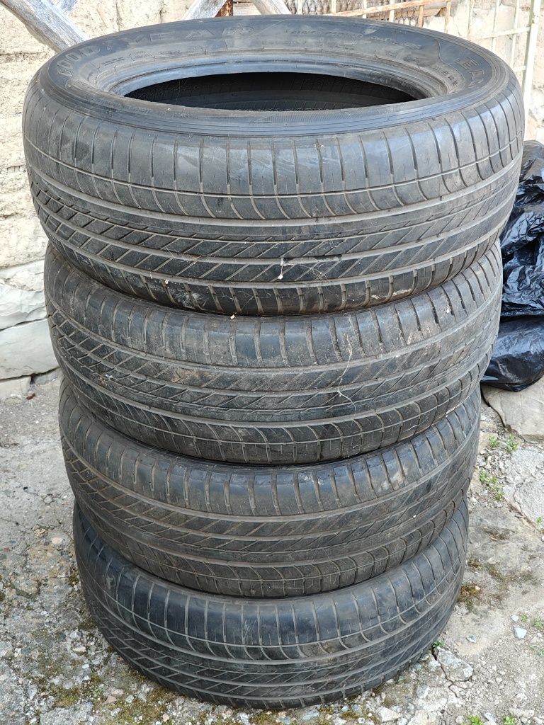 Гуми 255/55/18 Goodyear EAGLE F1