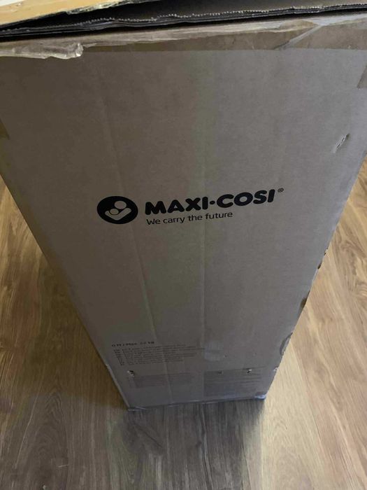 Maxi Cosi комбинирана количка със зимен кош и лятна седалка