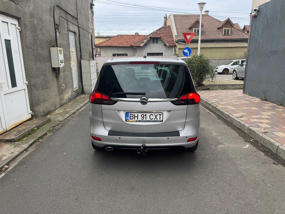 OPEL ZAFIRA TOURER – 2.0 CDTI / 165 CP – Automata– 7 Locuri