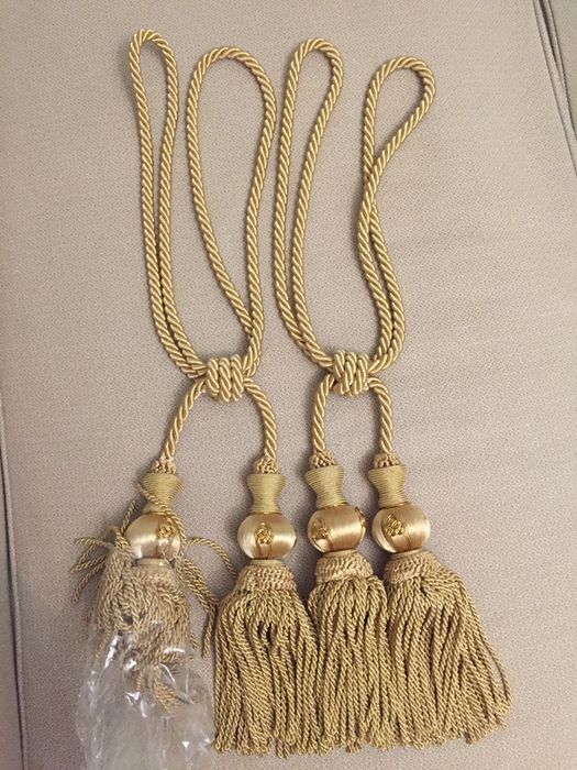 Итальянские держатели-кисти для штор (новые)