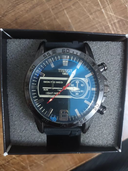 Tissot qo'l soati yangi