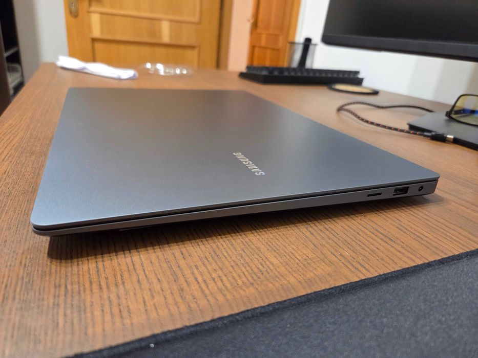 Samsung Galaxy Book4 Ultra–Intel Core Ultra 9/32GB RAM/RTX4070/1TB SSD