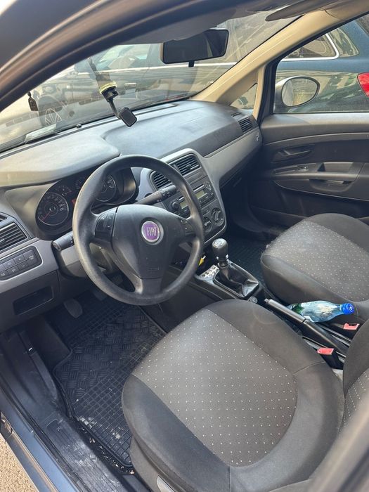 Vand Fiat Punto 2009 un singur proprietar