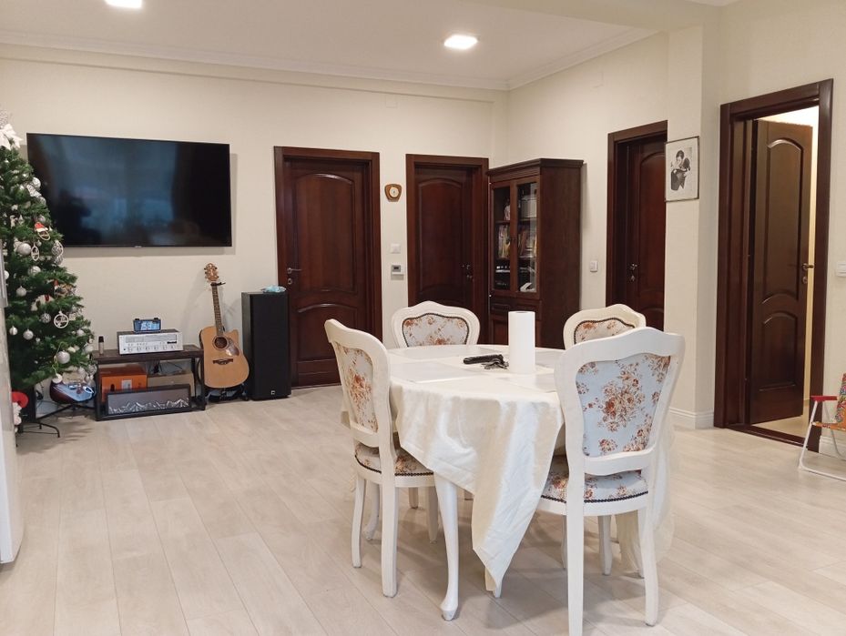 Apartament In Grigorescu , terasa cu zona verde, parcare 2 masini