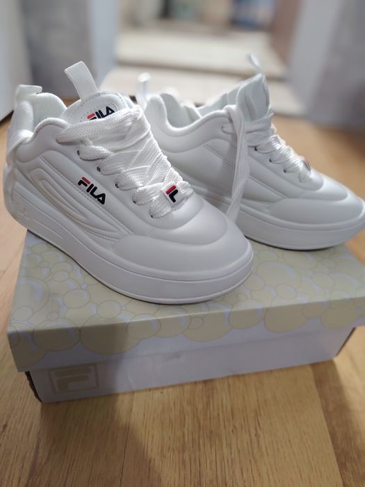 Нови маратонки Fila