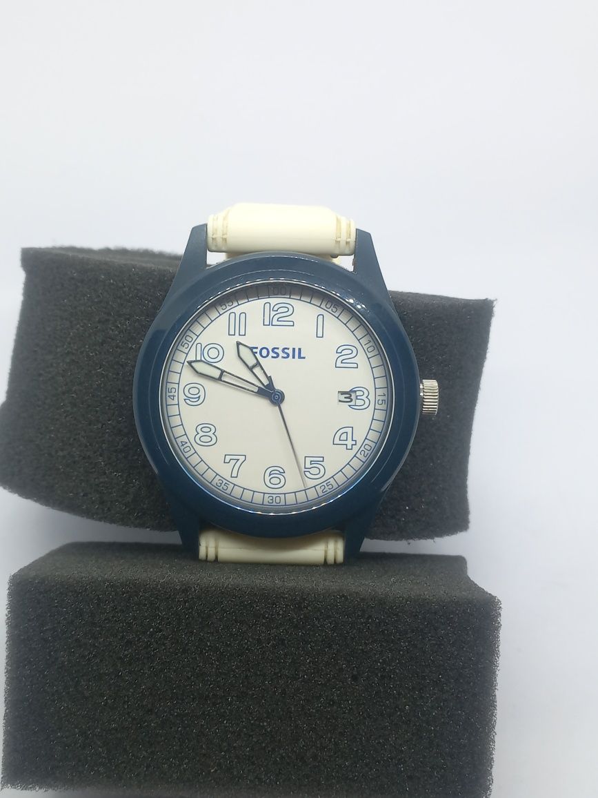 Fossil   unisex.