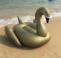Срочно продам гигантского золотого надувной лебедя, водный матрас