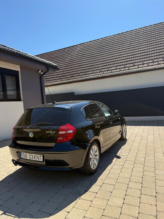 BMW seria 1 facelift 2010 120d
