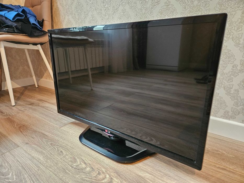 Продам телевизор LG