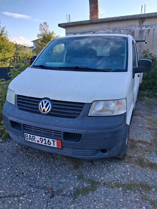 Бусове каравани камиони