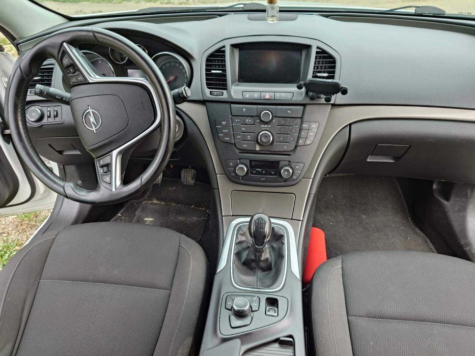 Opel Insignia 2009  ..motorul a fiert lichidul de răcire!!!