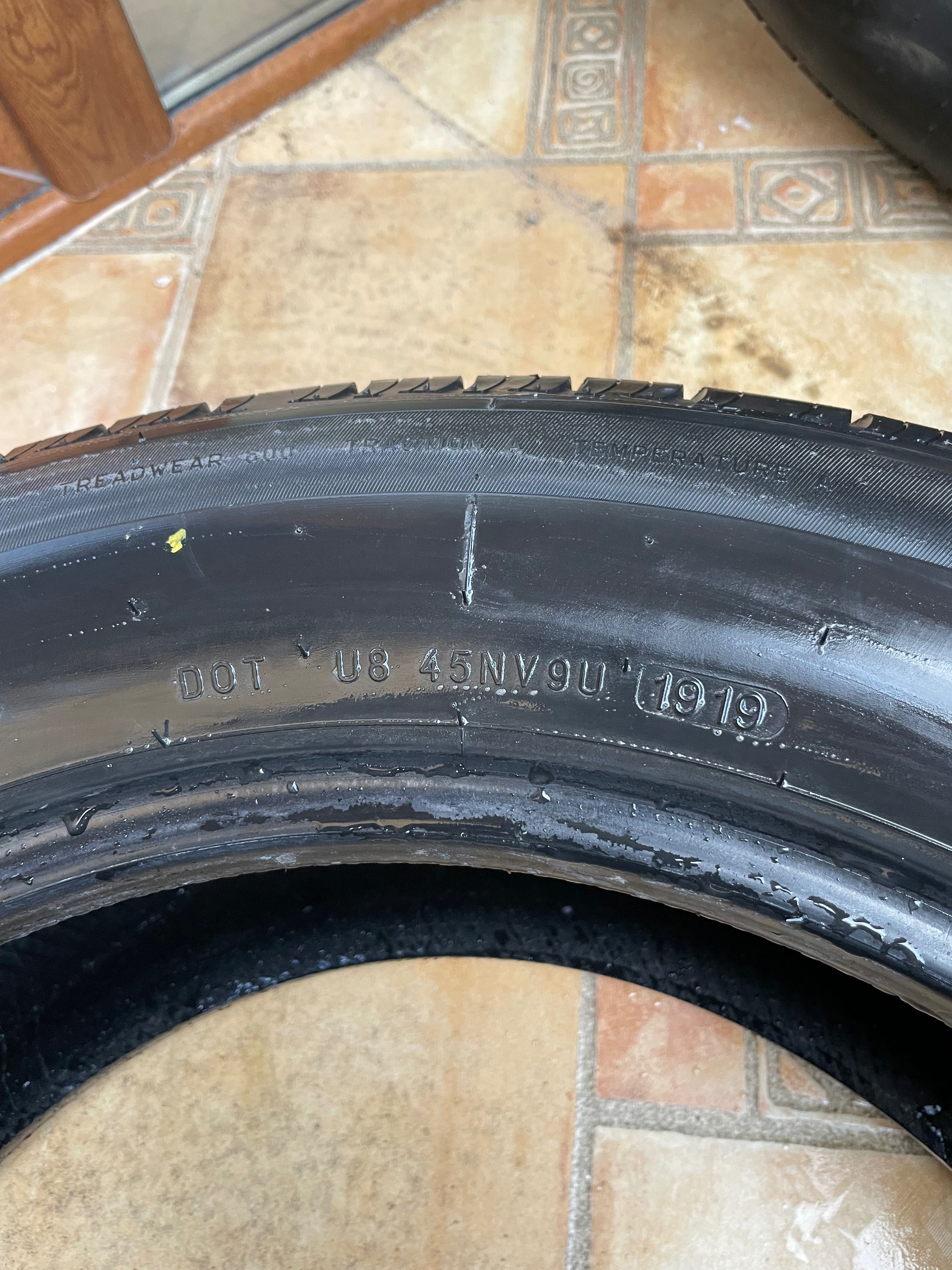 Всесезонни гуми Uniroyal 235/60/18