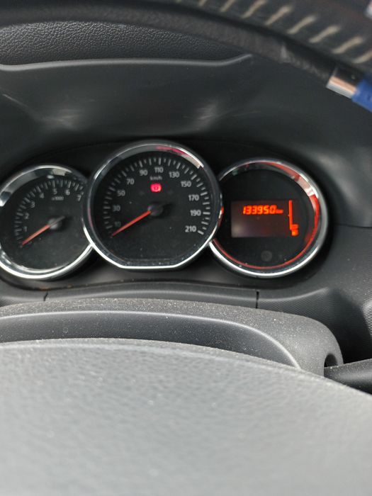 Vând Dacia Duster an 2014 FULL