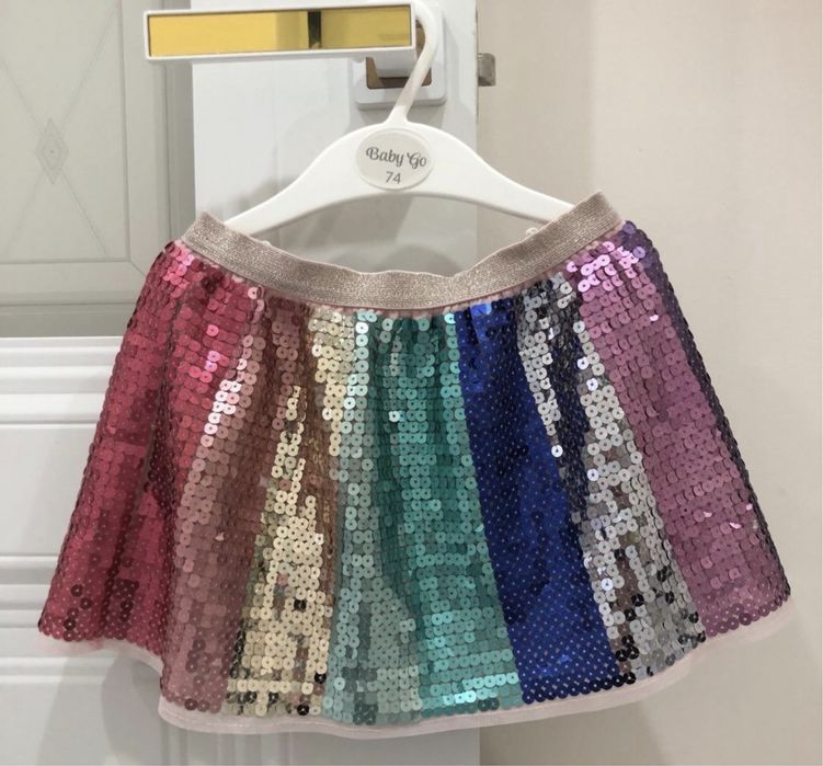 Срочно юбка с паетками на 2-4 года