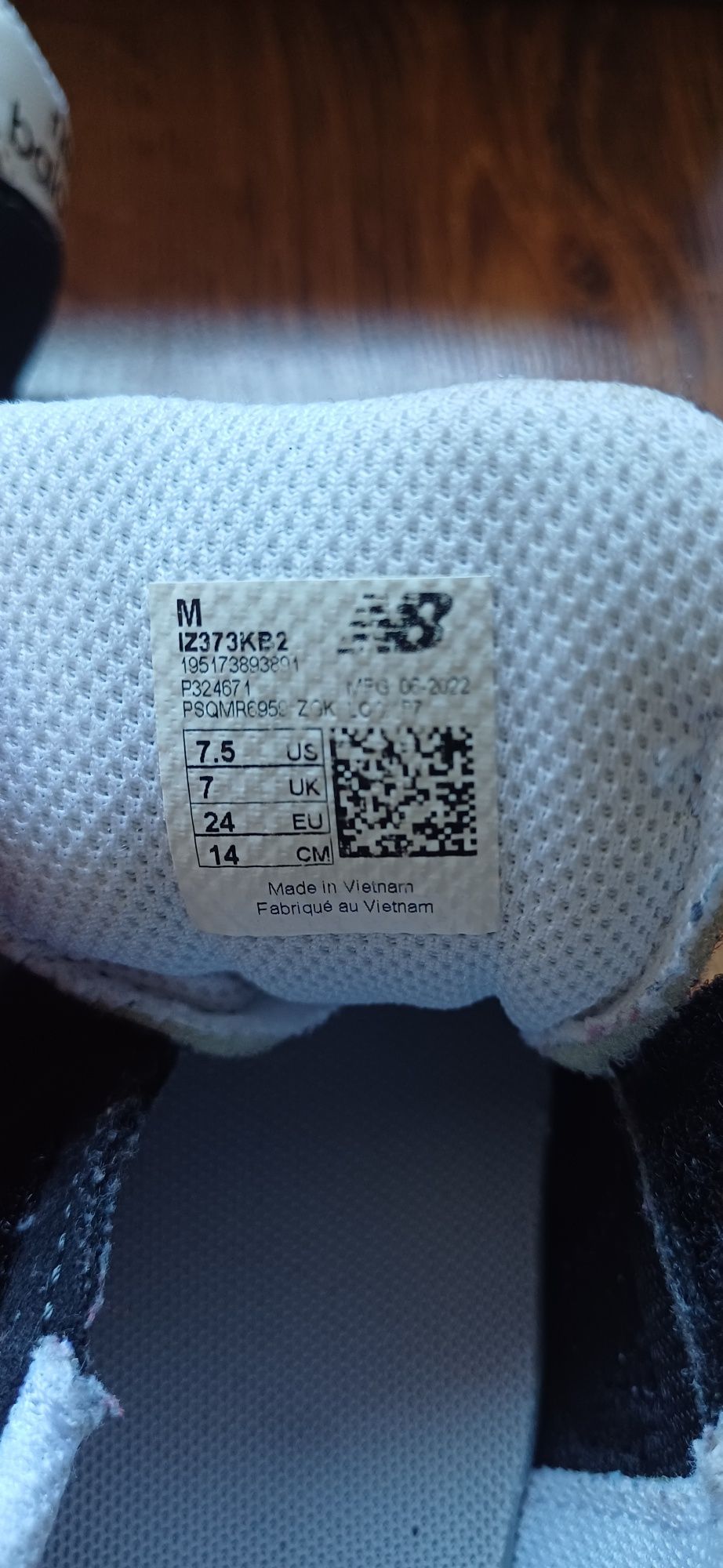Бебешки маратонки New balance и  Reebok