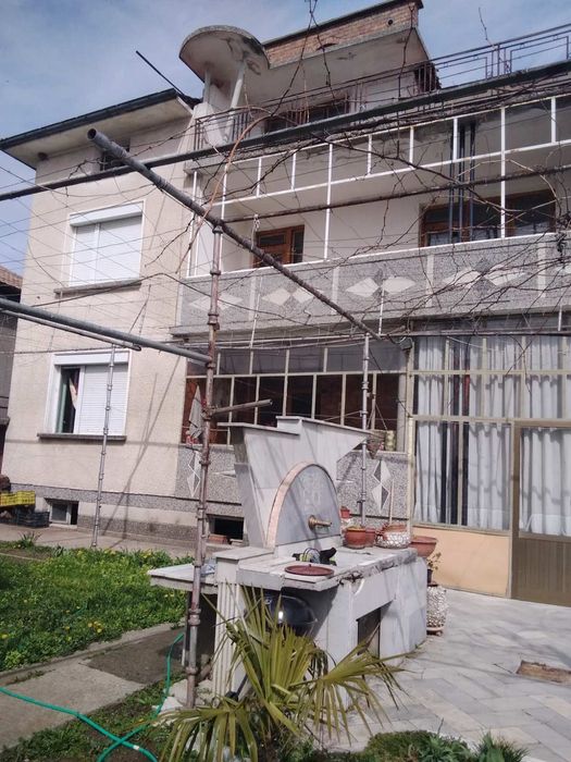 Продава се Къща в Казанлък - 200000 кв.м за 1 €/кв.м - Снимка #5